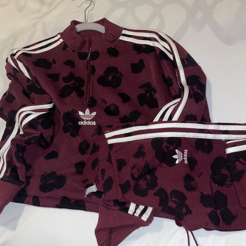 Adidas matching cropped jacket with leggings